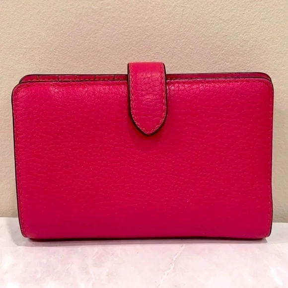 🔥NWOT Kate Spade Vibrant Pink Clutch🔥